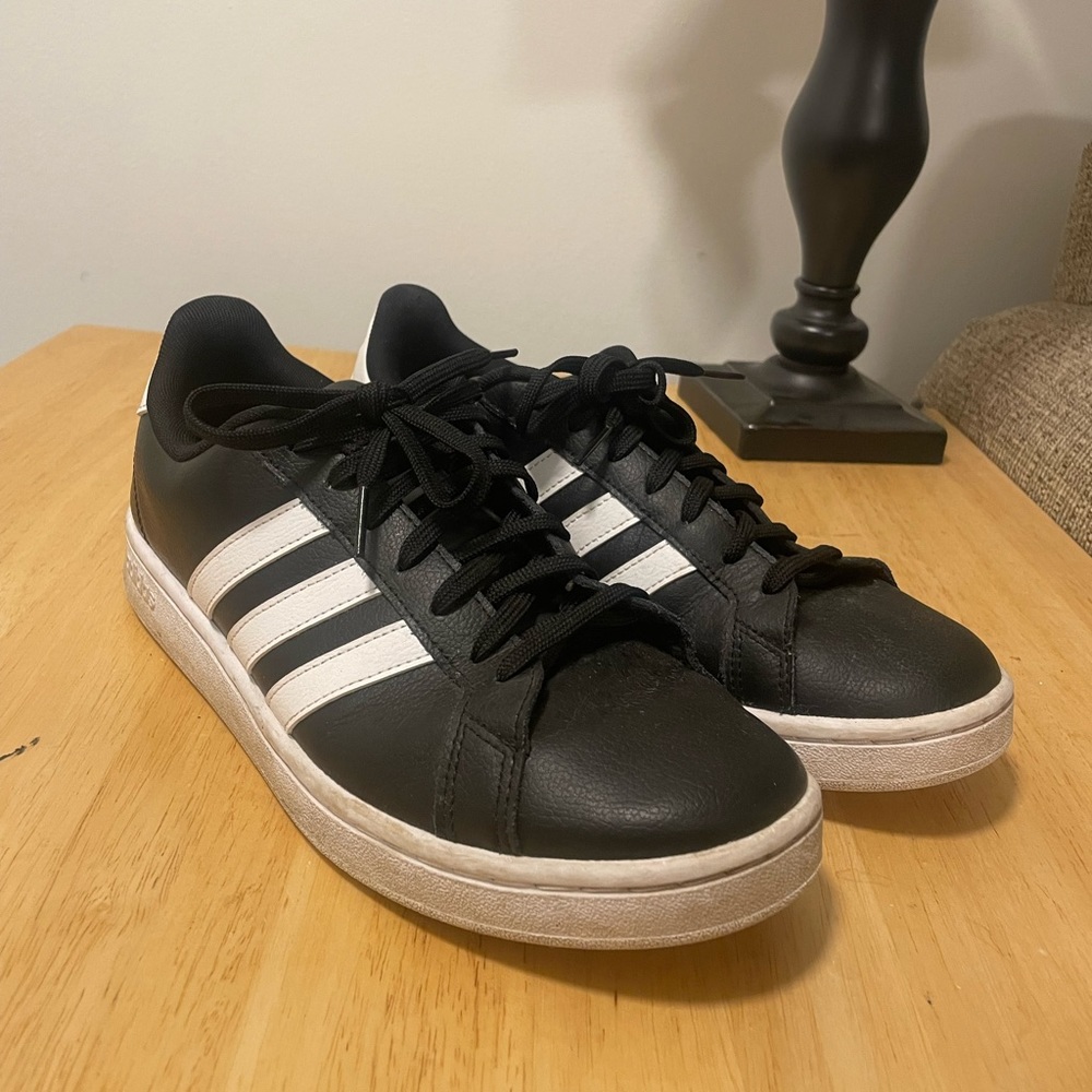 Adidas Grand Court Mens 9.5 Black Leather Sneakers